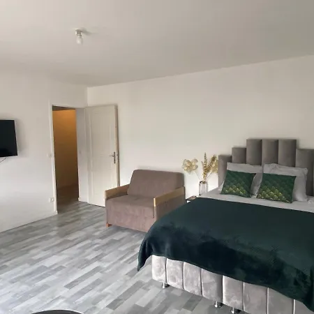 Le Cosy 2,proche Paris,aeroport,parc D'exposition Apartment Sevran
