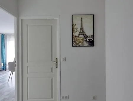 Le Cosy 2,proche Paris,aeroport,parc D'exposition Apartment *